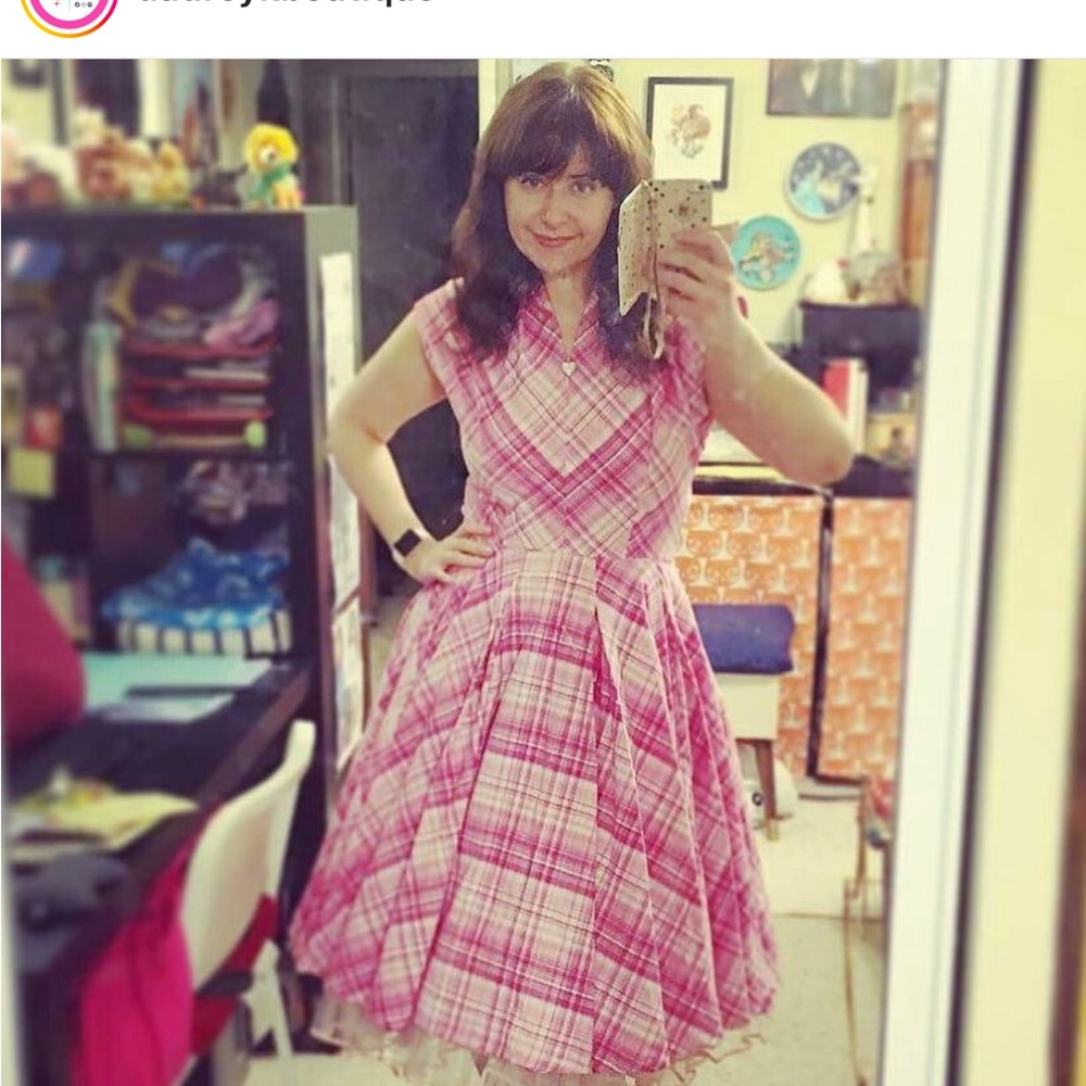 Pinup dress - Picture 4 of 13